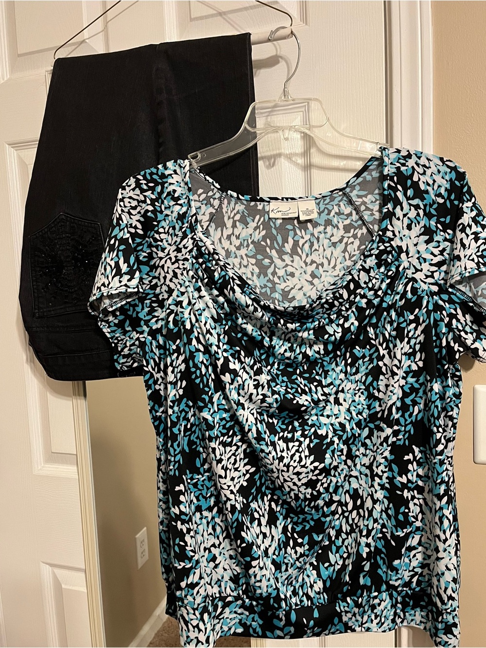 Kim Rogers Black Floral Drape Neck Short Sleeve Top - Blue/ Black